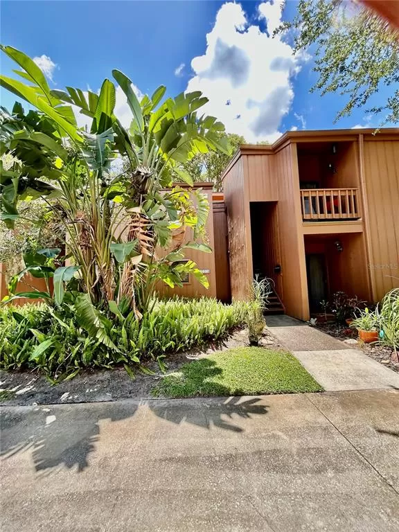 MLS: O6208345 Condo For Sale