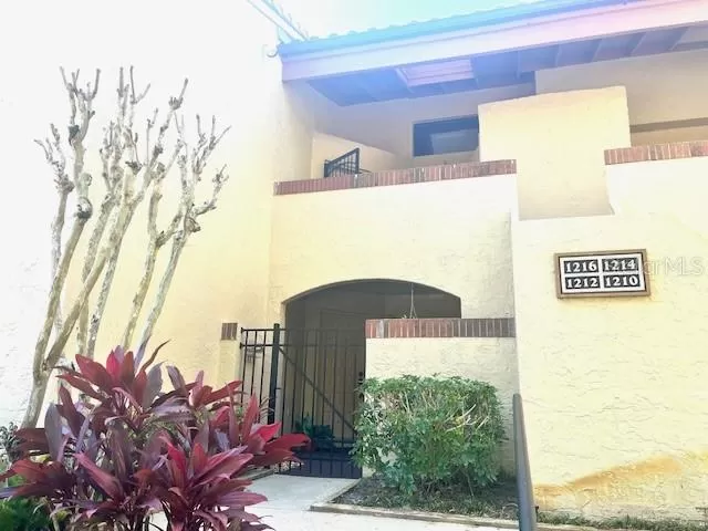 MLS: O6208357 Condo For Sale