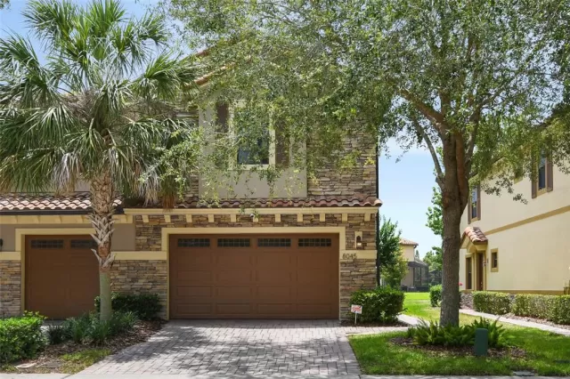 MLS: O6208749 Condo For Sale