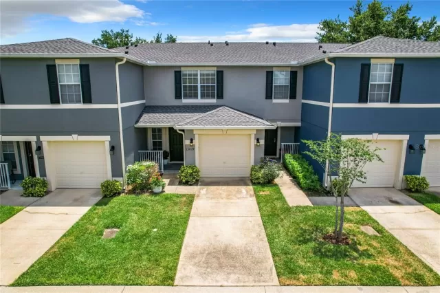 MLS: O6208789 Condo For Sale