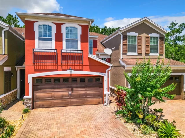 MLS: O6209026 Condo For Sale