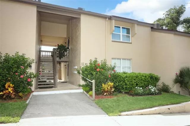 MLS: O6210478 Condo For Sale