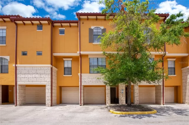 MLS: O6210715 Condo For Sale