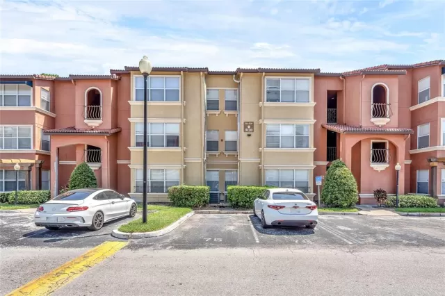 MLS: O6210918 Condo For Sale