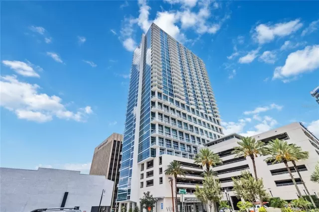 MLS: O6212883 Condo For Sale