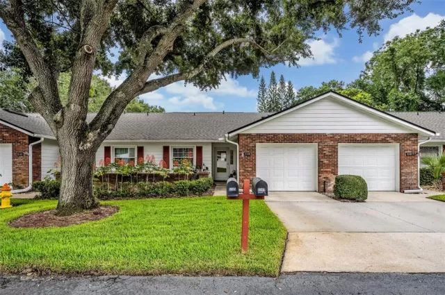 MLS: O6216572 Condo For Sale