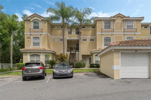 MLS: O6217176 Condo For Sale