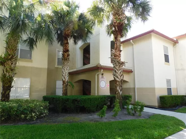 MLS: O6218681 Condo For Sale