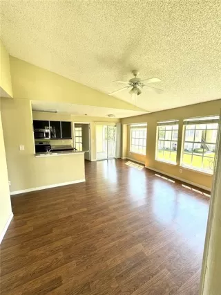 Photo #3: O6218779 Listing 
