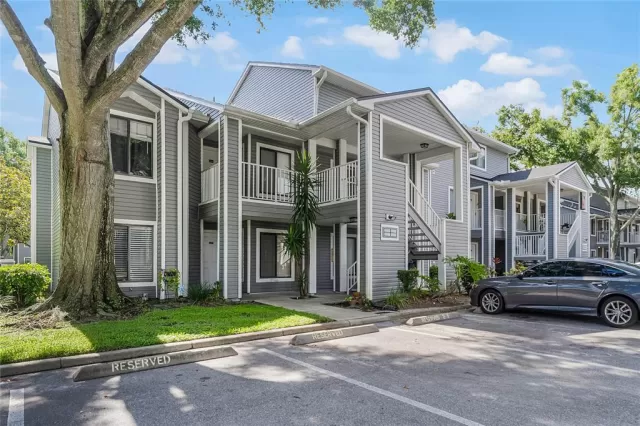 MLS: O6219239 Condo For Sale