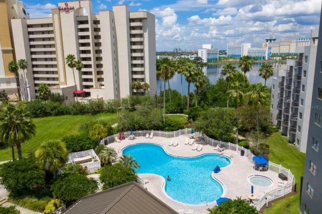 MLS: O6219743 Condo For Sale