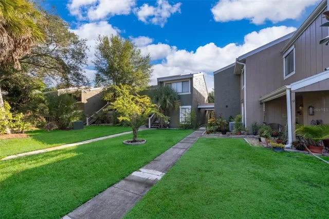 MLS: O6219978 Condo For Sale