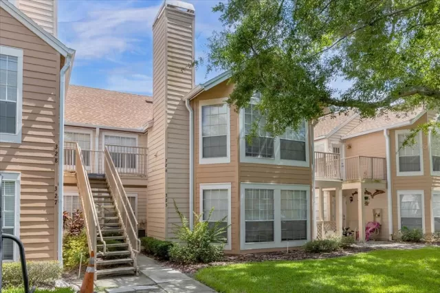 MLS: O6221264 Condo For Sale