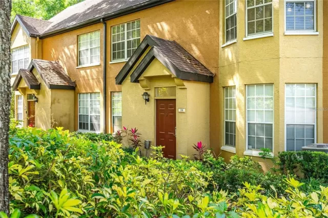 MLS: O6222439 Condo For Sale