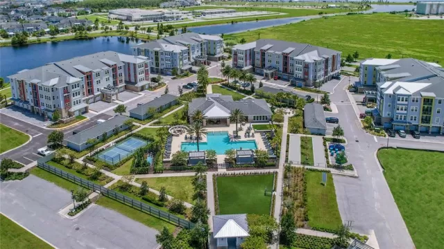 MLS: O6222642 Condo For Sale