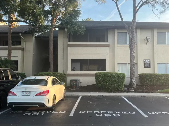 MLS: O6222832 Condo For Sale