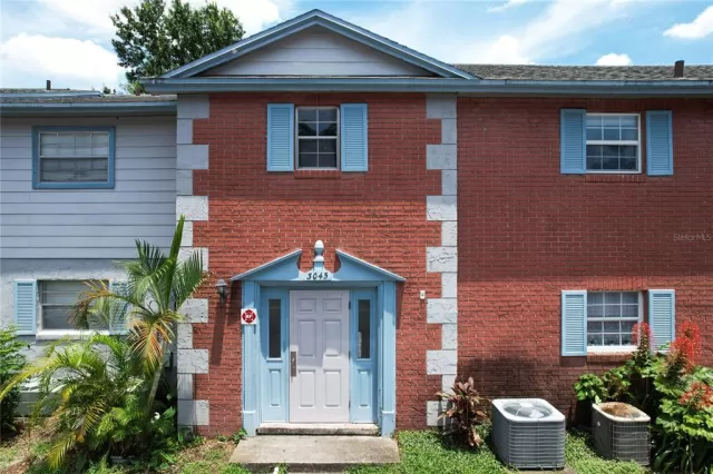 MLS: O6223246 Condo For Sale