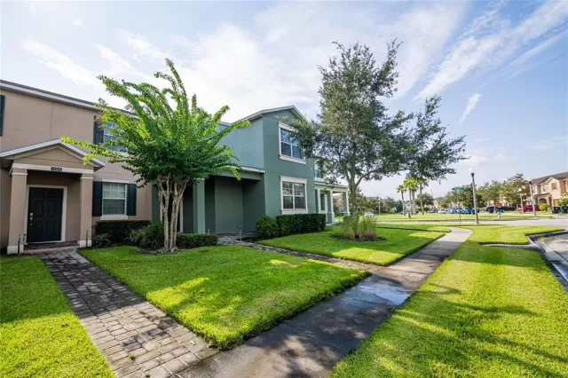 MLS: O6223679 Condo For Sale