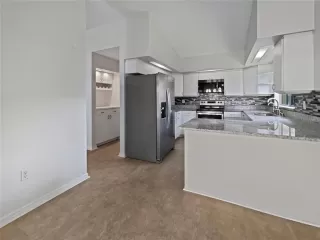 Photo #5: O6225005 Listing