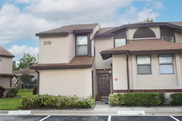 MLS: O6226012 Condo For Sale