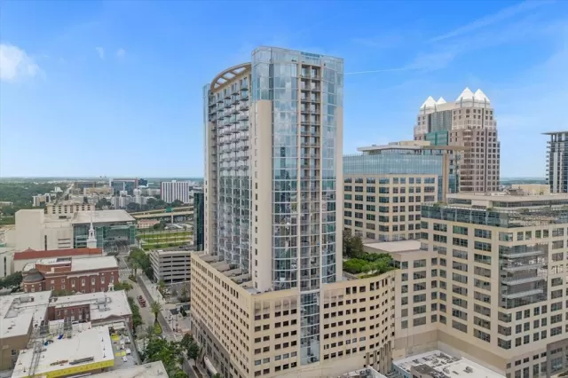 MLS: O6226608 Condo For Sale