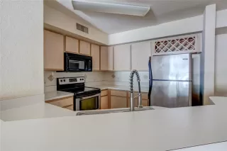 Photo #4: O6226743 Listing 