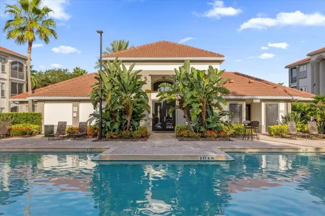 MLS: O6227423 Condo For Sale