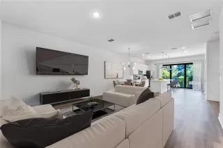 Photo #4: O6228203 Listing 