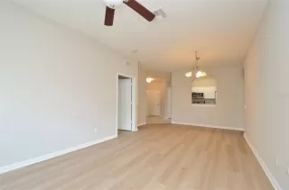 Photo #5: O6228592 Listing