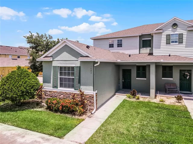 MLS: O6228768 Condo For Sale