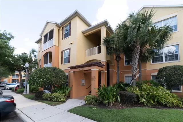 MLS: O6229583 Condo For Sale