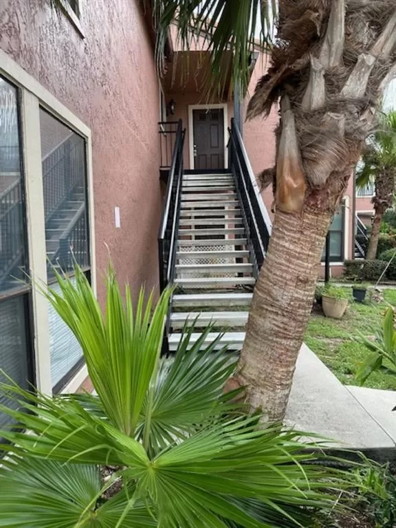 MLS: O6230921 Condo For Sale