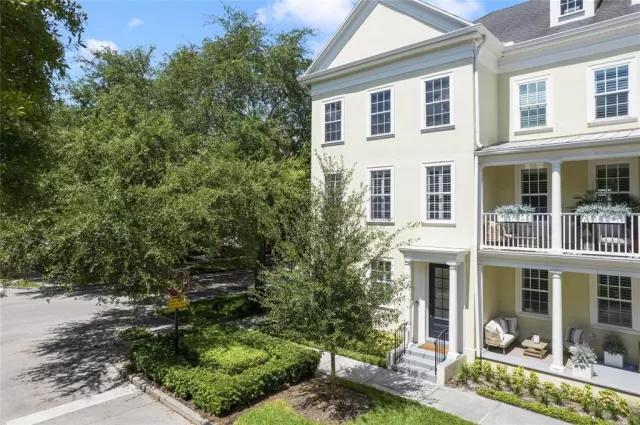 MLS: O6231663 Condo For Sale