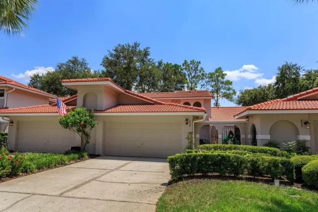 MLS: O6232959 Condo For Sale