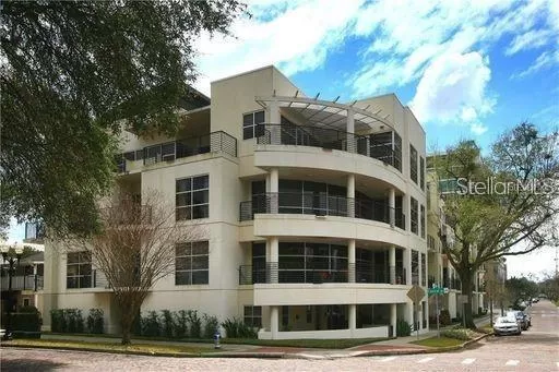 MLS: O6233379 Condo For Sale