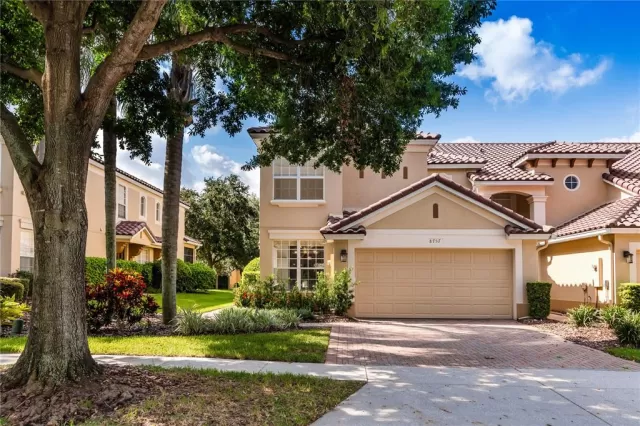 MLS: O6233423 Condo For Sale