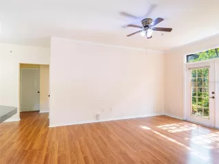 Photo #2: O6233879 Listing