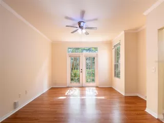 Photo #5: O6233879 Listing