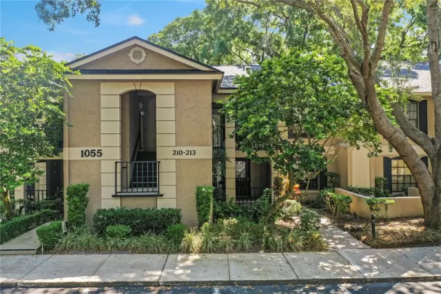 MLS: O6234317 Condo For Sale