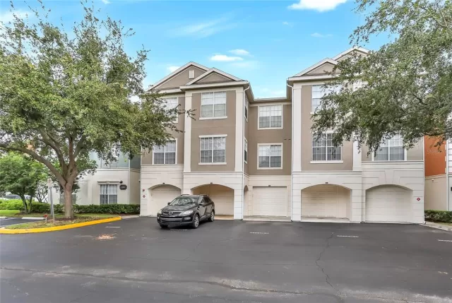 MLS: O6234841 Condo For Sale