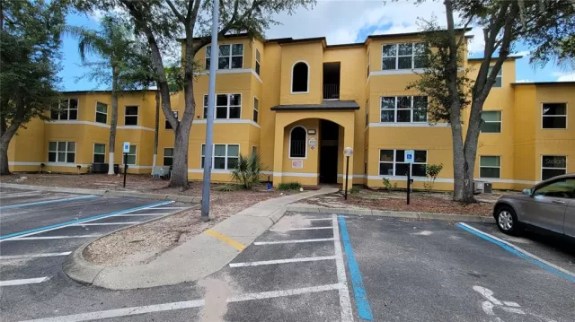 MLS: O6235343 Condo For Sale