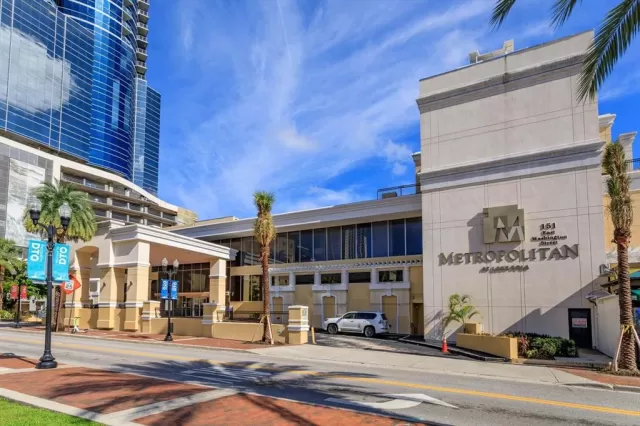 MLS: O6235470 Condo For Sale