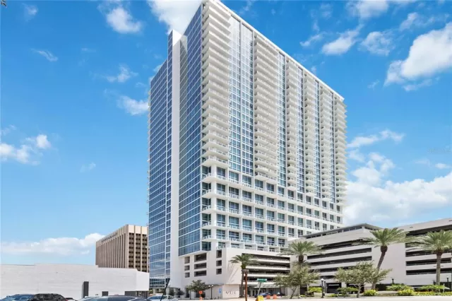 MLS: O6235656 Condo For Sale