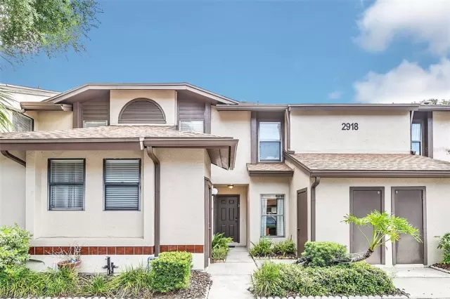 MLS: O6236697 Condo For Sale