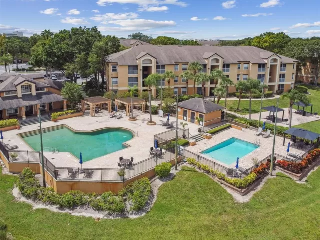 MLS: O6236960 Condo For Sale