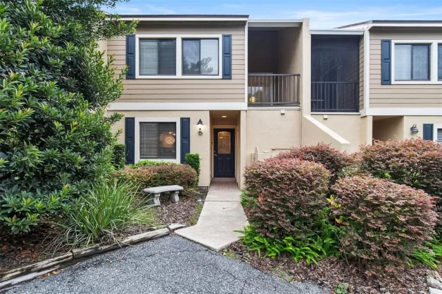 MLS: O6237311 Condo For Sale