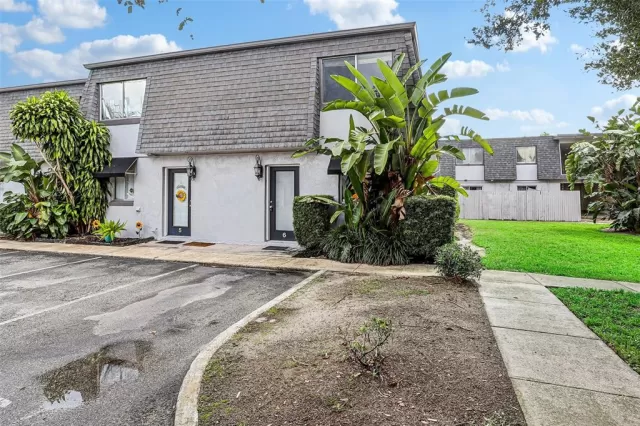 MLS: O6237595 Condo For Sale