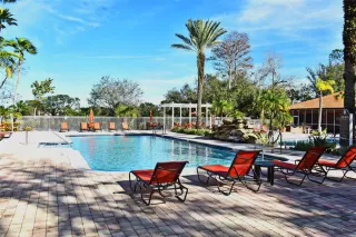 Photo #1: O6237813 Listing 