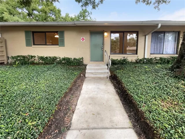 MLS: O6238313 Condo For Sale