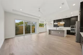 Photo #1: O6238835 Listing 